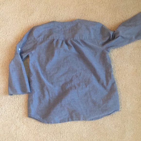 Chambray top with 3/4 sleeves from Ann Taylor - Picture 3 of 3